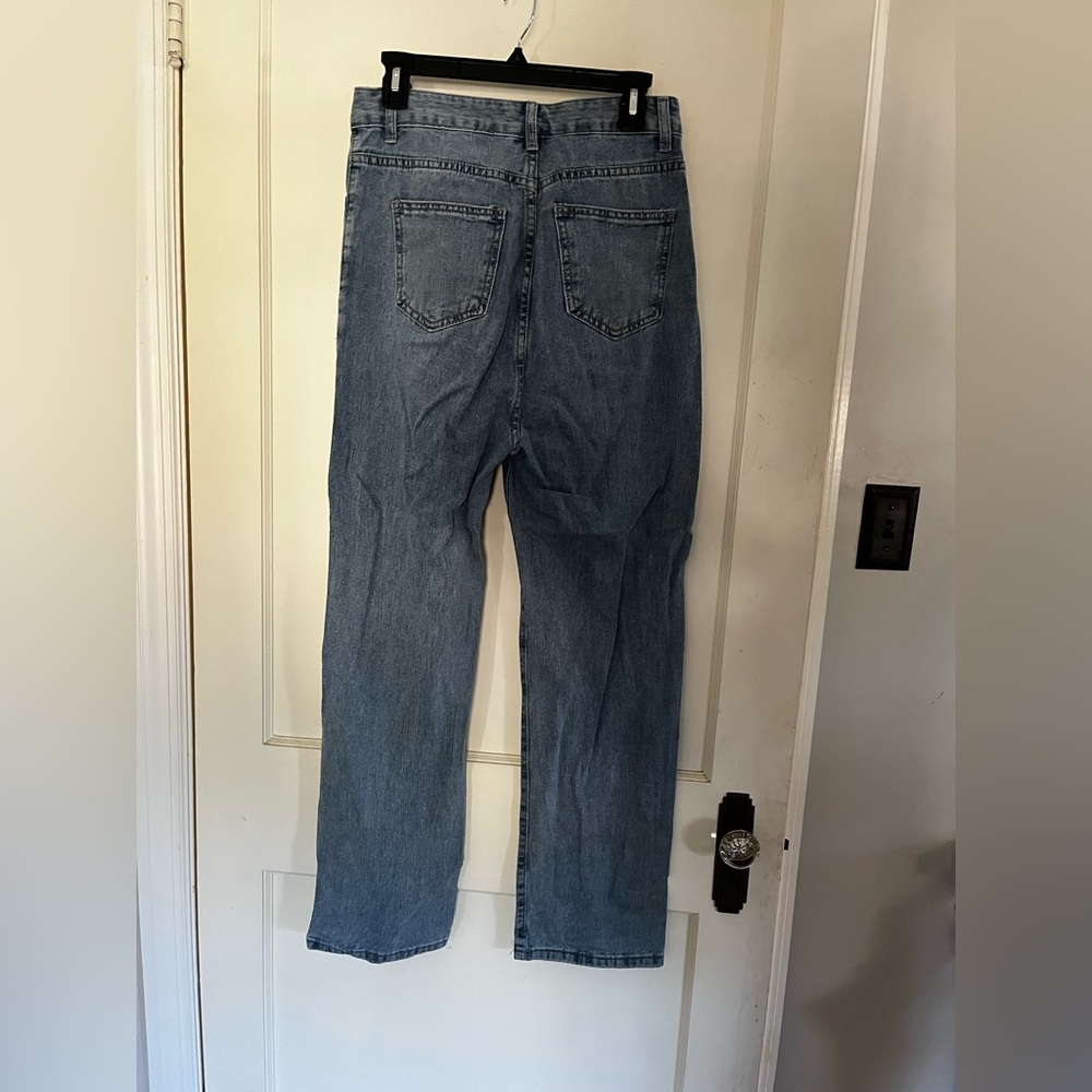 Light wash jeans from pink lily